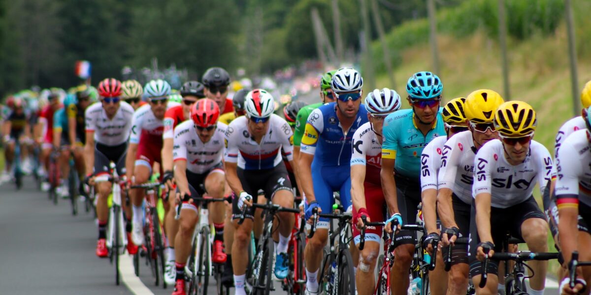 Pro Cyclist Salaries: What GC Contenders vs Domestiques Actually Earn